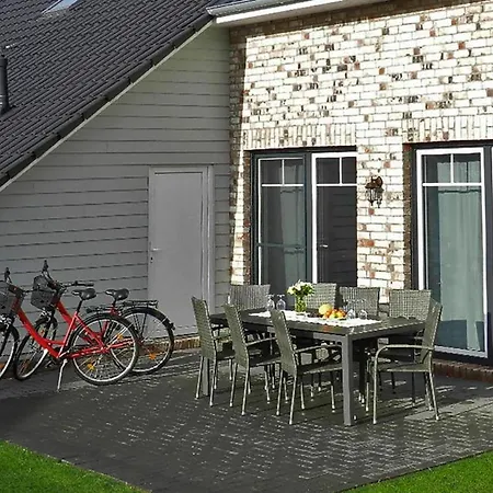 Semi-Detached Sea Breeze, Burhave Prázdninový dům *